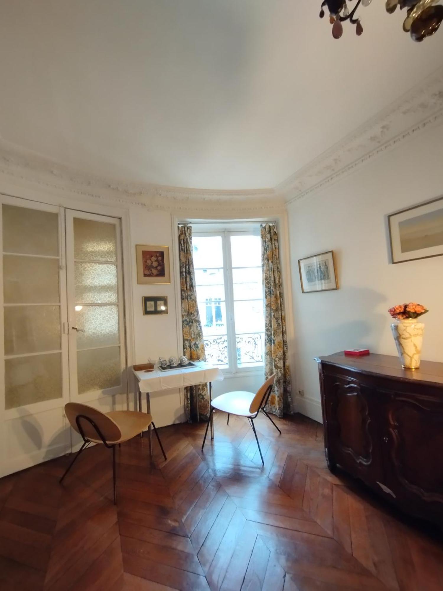 Chambre Spacieuse - Trocadero Parigi Esterno foto